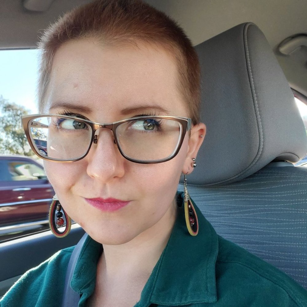 Meet your Posher, Elizabeth